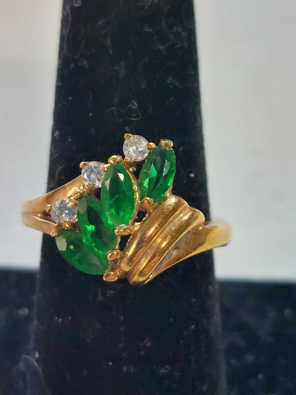 ​Vintage 80s Gold Tone Faux Emerald & CZ Bypass Cocktail Ring, Estate Jewelry